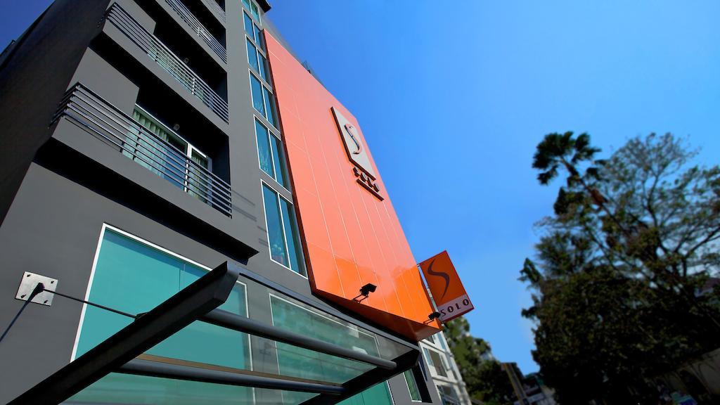 Hotel Solo, Sukhumvit 2, Bangkok - Sha Extra Plus Exterior photo